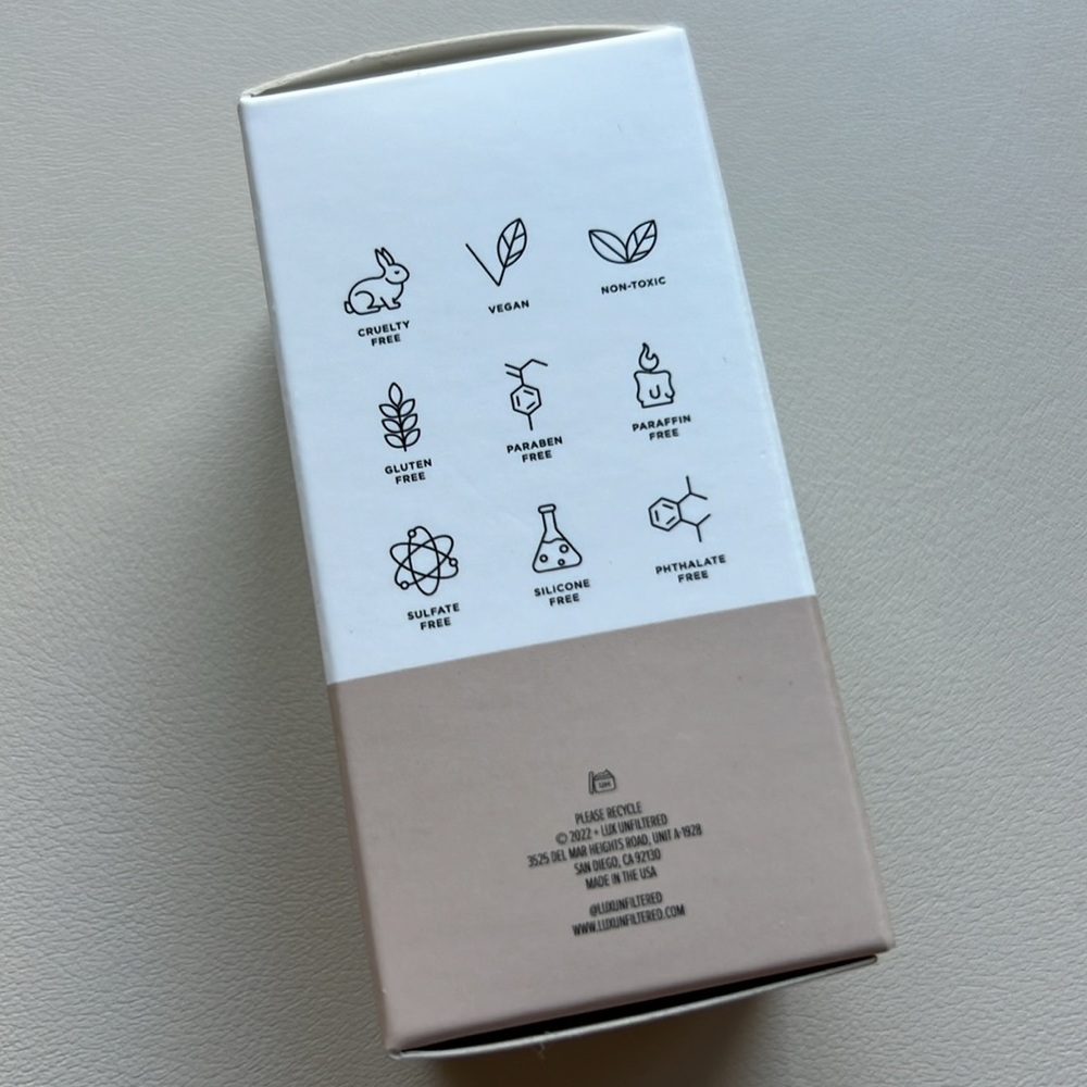 Luxe Unfiltered N18 illuminating Beauty Balm - Picture 2 of 4